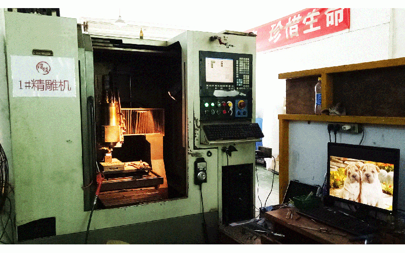 1#精雕機(jī) 400型號(hào)CNC-深圳市深模塑膠模具有限公司-設(shè)備